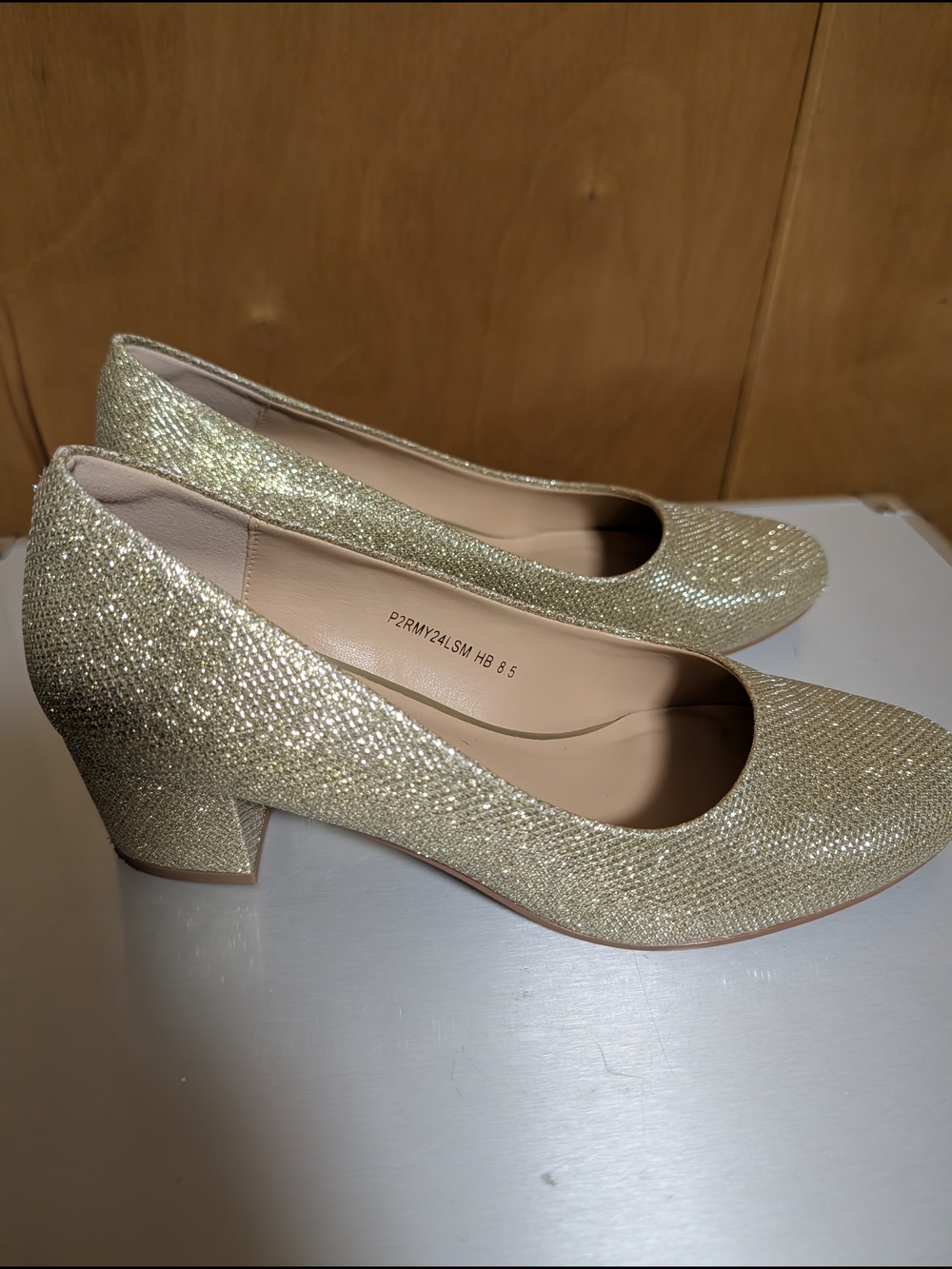 IDIFU Gold Glitter Block Heel Pumps